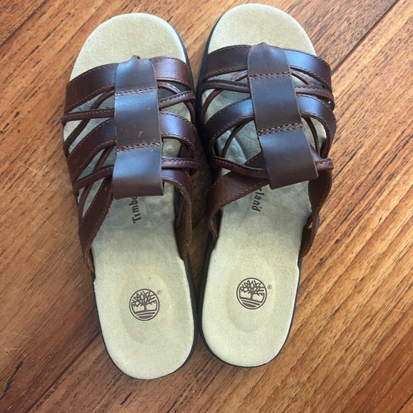 Timberland Shoes - NWT Timberland Brown Leather Marquette Thong Slide On Sandals Women's 8